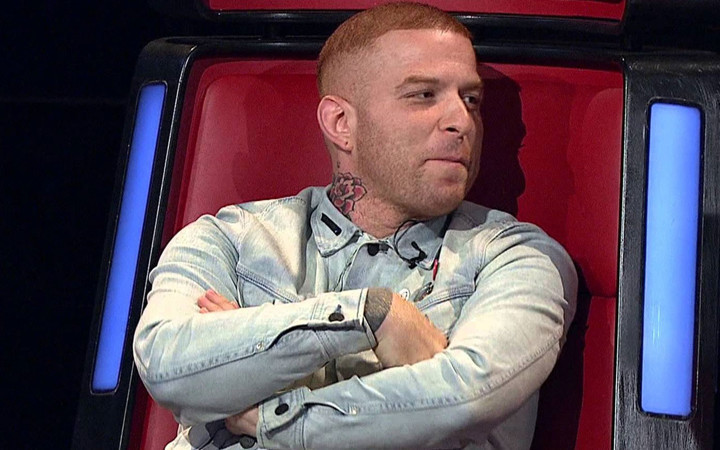 Athena grubunun solisti Gökhan Özoğuz kızıyla paylaştı bakın ne yazdı