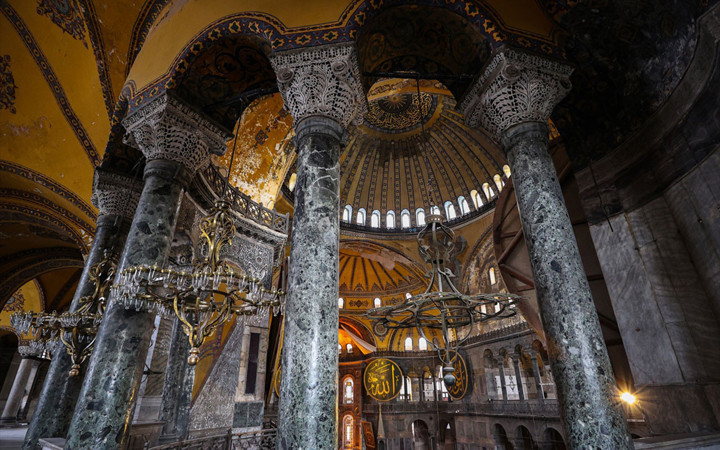 Ayasofya dünyaya örnek olacak bir modelle restore ediliyor! Toplu iğne başı kadar bile...