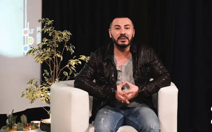 Rober Hatemo ile Demet Akalın arasında para kavgası! 'Faturalar için arabamı sattım' - Resim: 4