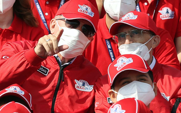 Cumhurbaşkanı Erdoğan Aziz Sancar ile birlikte izledi! TEKNOFEST'ten özel kareler