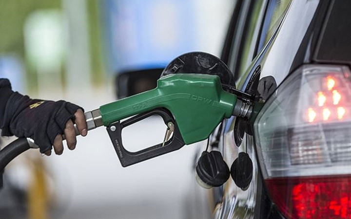 Akaryakıta gece yarısı zam geldi! Tabelada 60 lira göründü işte güncel fiyatlar