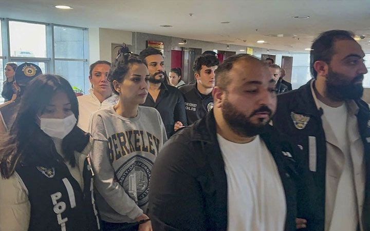 Dilan Polat akıl hastanesine yatırıldı! 'Deli' numarasıyla hapisten yırtmaya mı çalışıyor? - Resim: 3