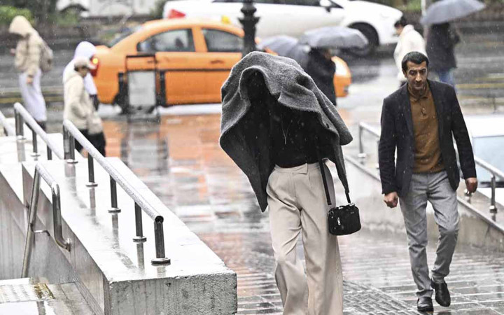 Meteoroloji açıkladı: Sıcaklıklar düşecek! Soğuk hava geri dönüyor! İşte il il hava durumu