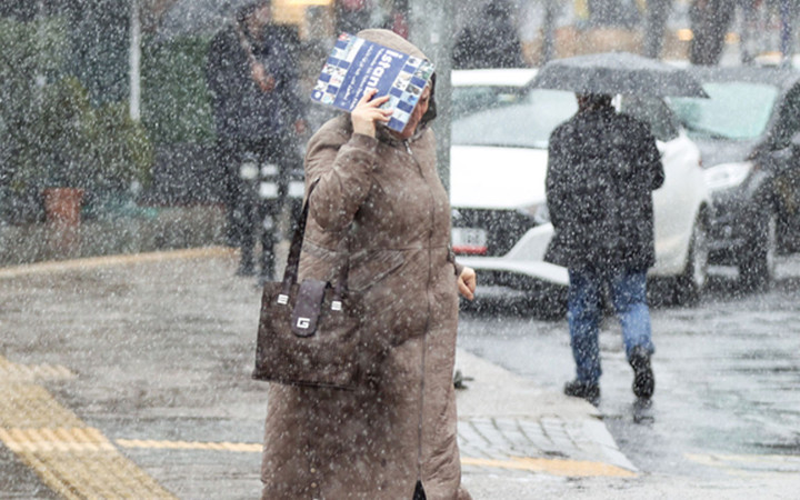 Rusya'dan soğuk hava geliyor İstanbul'a lapa lapa kar yağacak! Meteoroloji'nin haritası değişti
