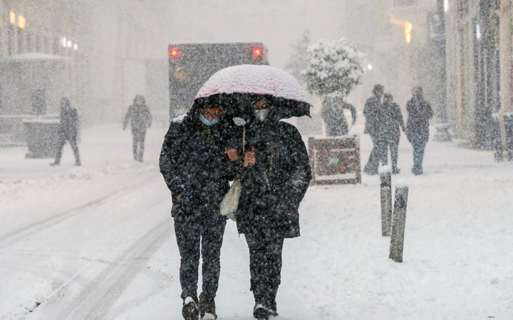 Baharı 10 gün daha unutun! Kar bastıracak MGM 12 ili sıraladı
