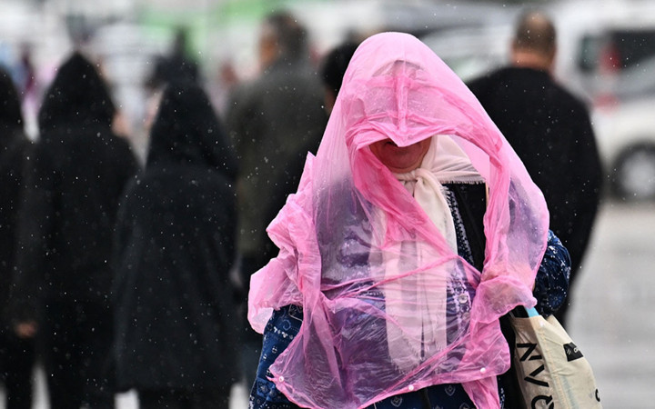 AFAD'dan 31 il için sarı ve turuncu kodlu uyarı! Yoğun kar yağışı ve sağanak geliyor, SMS ile uyarı gitti