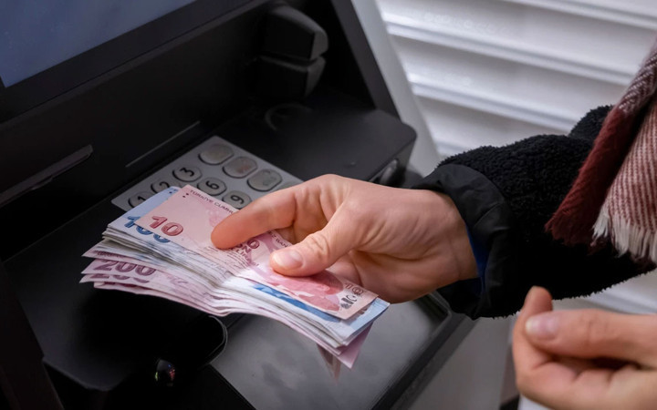 Memur ve emekli zam oranı düştü! Mayıs enflasyonu sonrası işte zam oranları