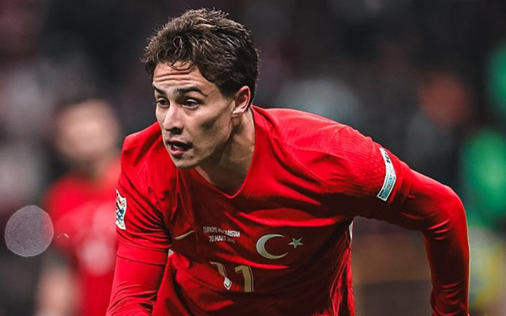 Kenan Yıldız yeni aşka yelken açtı! Çalma listesi ortaya çıkardı: Gönlünü bakın kime kaptırmış