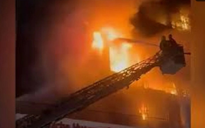 Irak'ta korku dolu anlar! AVM'de çıkan yangın felekete dönüştü: 70 can kaybı