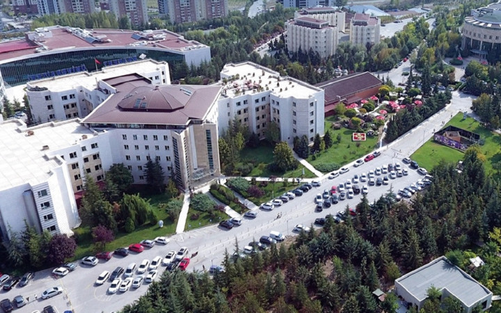 Koç ve Sabancı 1.5 milyon istiyor! Kallavi zamlanan özel okul ücretlerine bakın