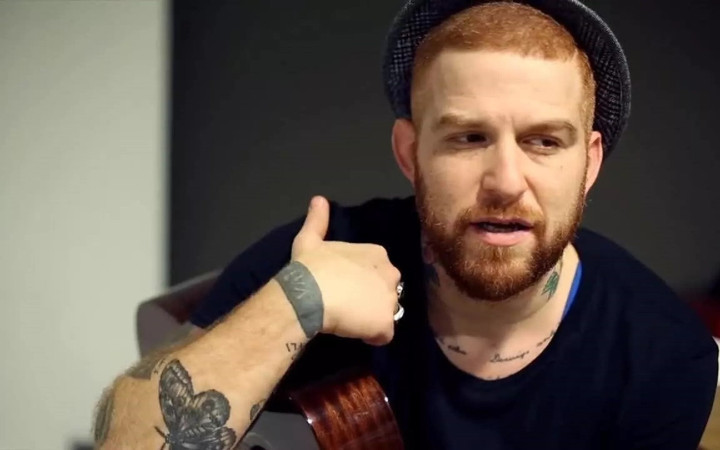 Aşk bombası patlamıştı! Gökhan Özoğuz kızları ile tatile çıktı