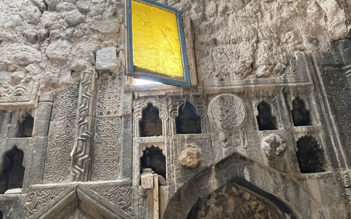 Nevşehir'de odunlukta temizlik yapılırken farkedildi 600 yıllık tarih keşfi