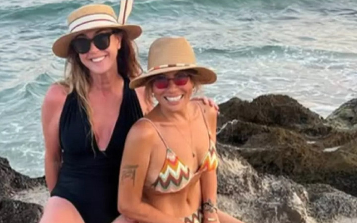 Paylaşmaya doymuyor! Işın Karaca'dan peş peşe tatil kareleri...