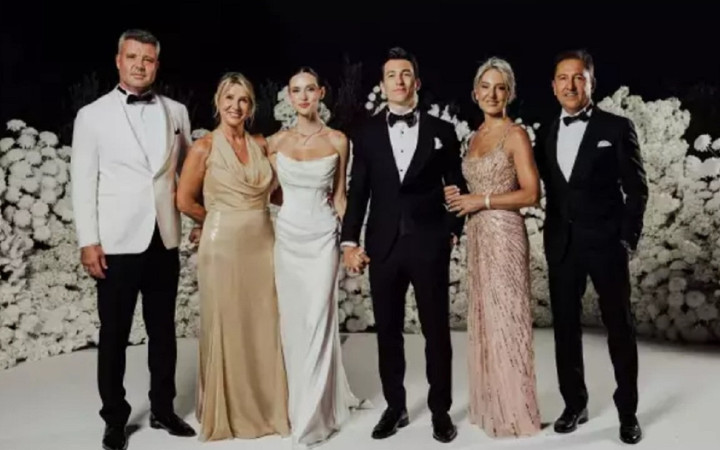 Saran Ailesi'nin en mutlu günü! Kızı Lal'in düğününde gözyaşları sel oldu...