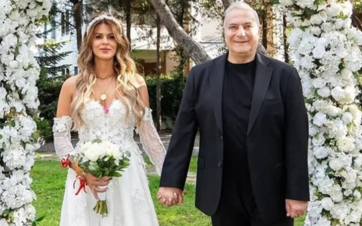 Mehmet Ali Erbil açtı ağzını yumdu gözünü! Yaş farkını eleştirenlere...