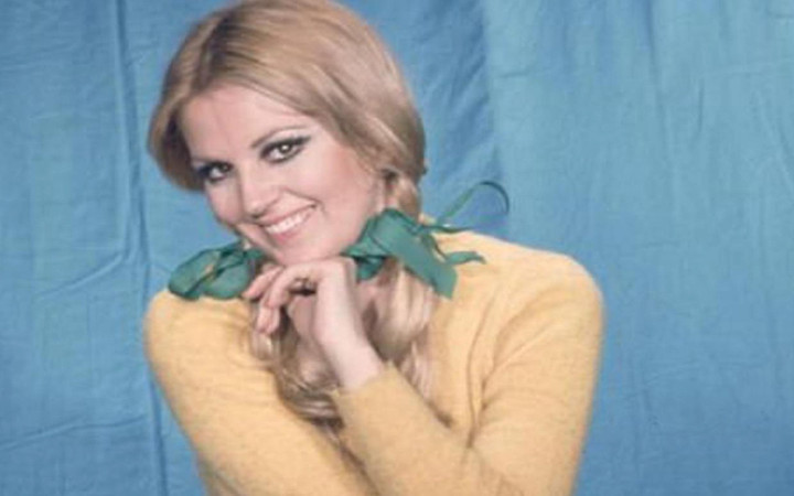 Yeşilçam'ın sarışın bombası Hale Soygazi son haliyle gençlere taş çıkarttı