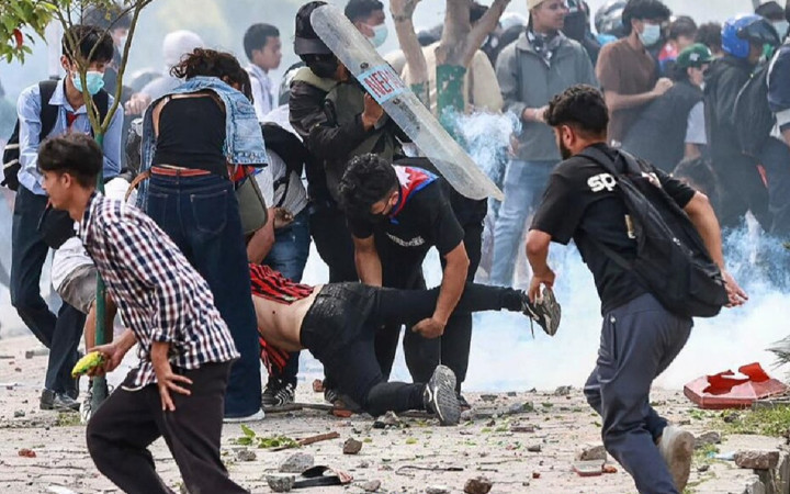 Protestolar nedeniyle Nepal'de ölü sayısı 30'a yükseldi