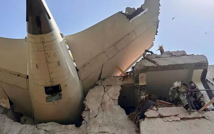 Havacılık tarihi baştan yazılacak! Hava yastıklı uçak geliyor