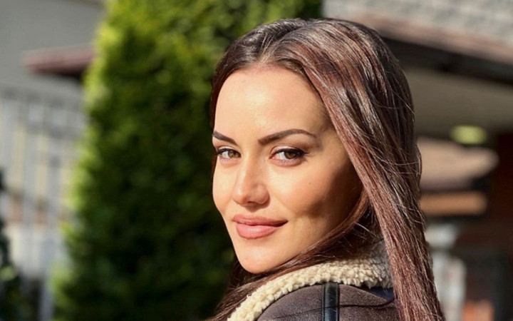 Fahriye Evcen sosyal medyayı yıktı geçti! O fotoğraflara beğeni ve yorum yağdı