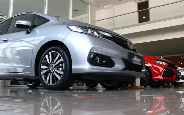 Otomobil alacaklar dikkat! vergi kararı sonrası otomobil fiyatlarında artış ve indirim beklentisi...