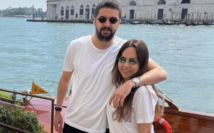 Ebru Gündeş ile Murat Özdemir tek celsede boşandı!