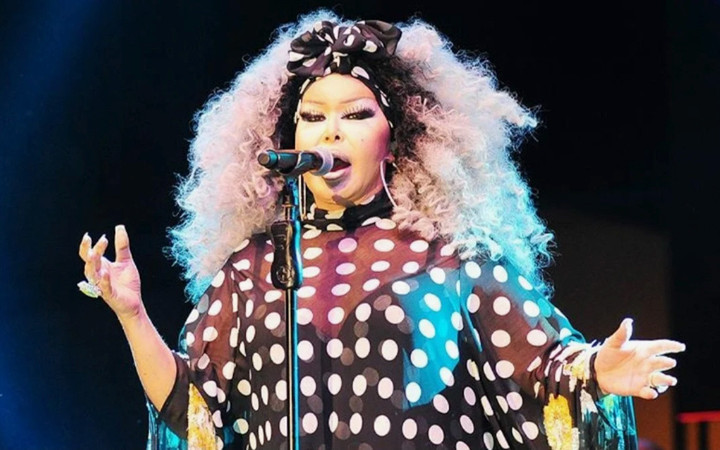 Bülent Ersoy sevetini bırakacak birini arıyor! Sahnede söylediği o sözlerle herkesi şaşkına çevirdi