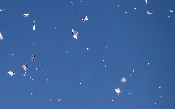 Son 24 saatte 42 ölü! İsrail ordusu havadan broşür attı