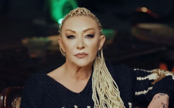 Güllü'nün patronundan ortalığı yakıp kavuracak iddialar ''İki kere intihar etmeye kalkıştı''