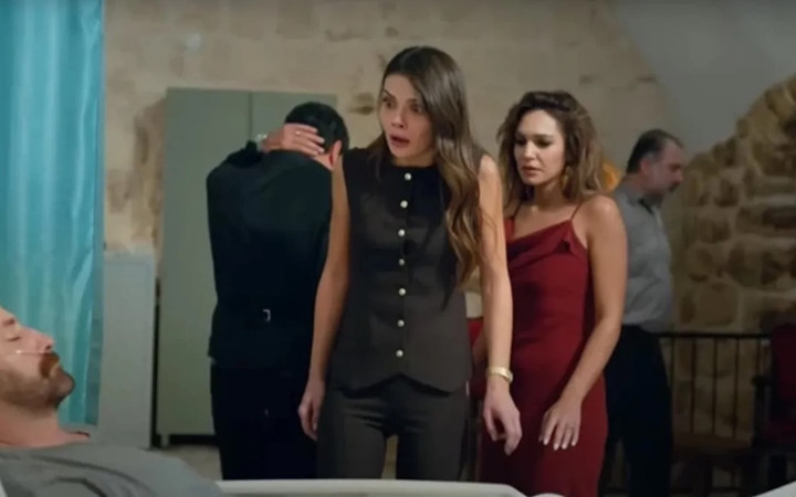 Sinem Ünsal'dan büyüleyen performans! Resmen o sahneyi yaşadı...