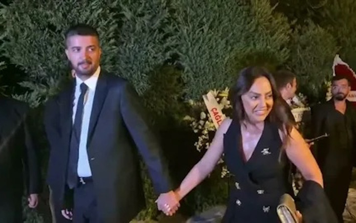 Ebru Gündeş'ten boşanan Murat Özdemir bekarlığın tadını çıkarıyor...