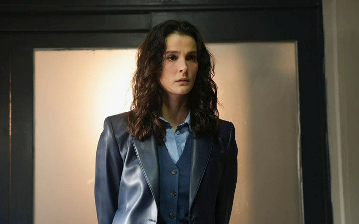 Eşref Rüya'nın Çiğdem'i Büşra Develi'den sevgilisiyle buram buram aşk kokan poz!