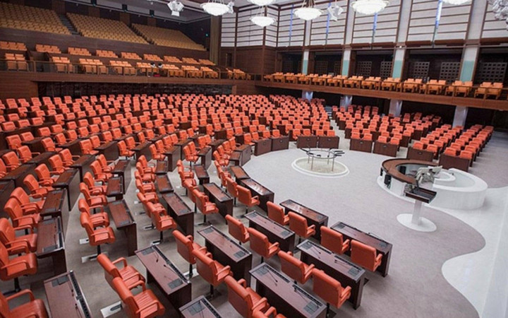 TBMM'de milletvekillerine özel ağız bakım suyu! Tuvaletler yenilendi, o detay bomba