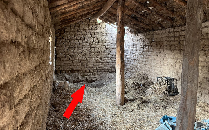 14 yıldır aranıyordu! Vahşet meğer kardeşi öldürüp evin altına gömmüş