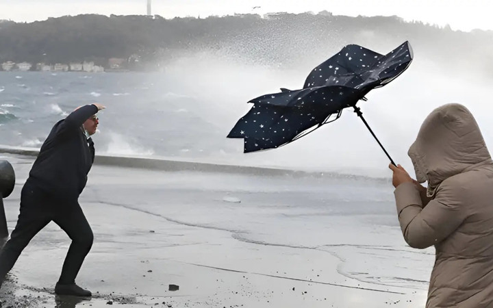 Dokuz ile sarı kodlu uyarı! “Karambol’ geliyor! Soğuk hava ve fırtınaya birlikte dikkat