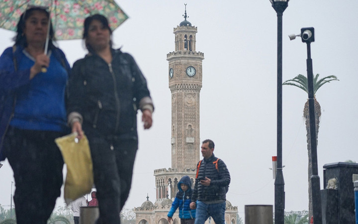 Meteoroloji açıkladı karla karışık yağmur geliyor! 12 kentte sarı kodlu alarm
