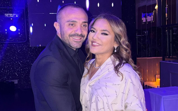 Demet Akalın ve Okan Kurt 14. yılını kutluyor! "Seni seviyorum minik"