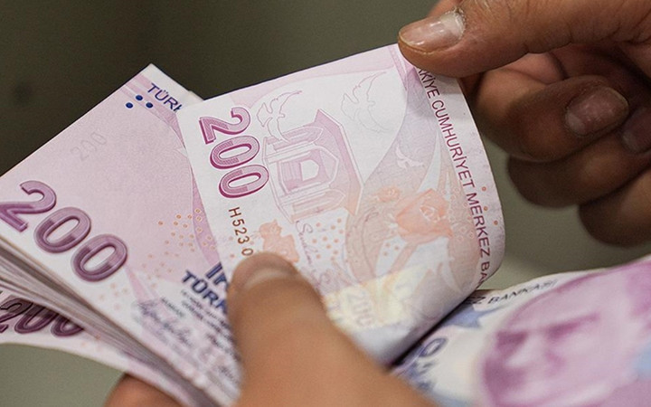 Özgür Erdursun'dan asgari ücret açıklaması! 2026 zammını bekleyenlere yeni rakam