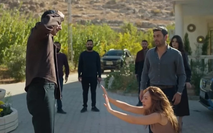 Uzak Şehir'in Şahin'inden kahreden sahne! Alper Çankaya diziden çıkıyor mu?