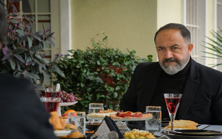 Gözleri Karadeniz'in Osman Maçari'si Mehmet Özgür'den boynundaki kolyeyle ilgili ağlatan açıklama!