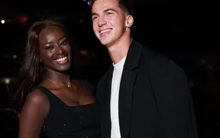 Bertuğ Yıldırım'dan sevgilisine çok özel evlilik teklifi