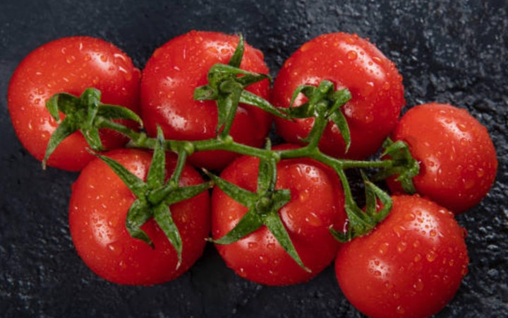 Yaz kış mutfağından eksik etmeyenler dikkat! Bu kış domates yerseniz...