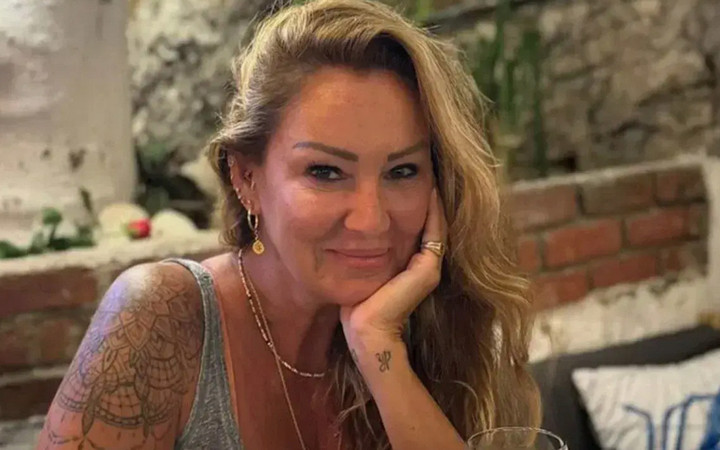 Pınar Altuğ'un 32 yıl önceki halini görenler gözlerine inanamadı! Kimse o olduğuna inanmadı