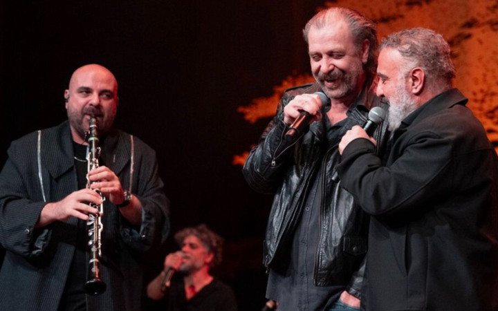 Hep birlikte söylediler! Serkan Keskinci kurmuştu...