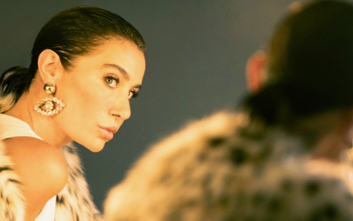 Bu kadarı da fazla dedirtti! Şarkıcı Sıla öyle bir değişti ki...