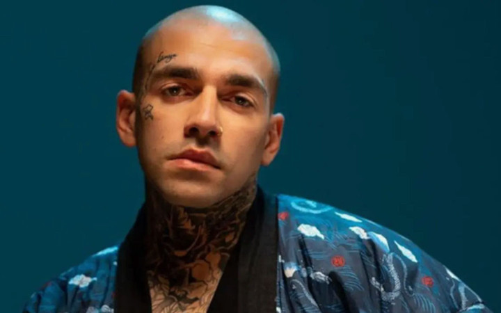 Ünlü rapçi Ezhel Türkiye'den kaçtı, Alman vatandaşı oldu! Daha önceki sözleri tekrar gündemde