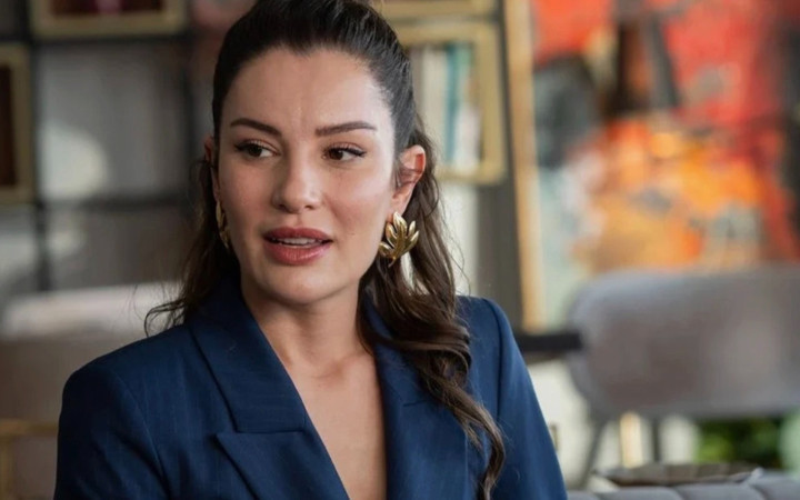 Ece İrtem oyunculuk serüvenini anlattı! Anne ve babasının mesleği bakın neymiş...