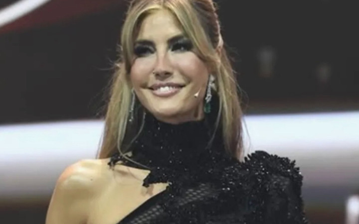 Çağla Şıkel 35 yıl sonra itiraf etti! “Şiir defterimdeki o çocuk ile yıllar sonra karşılaştı...”