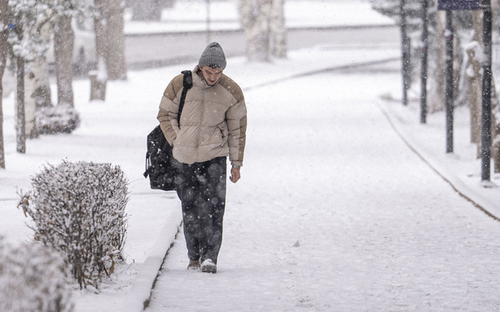 Lapa lapa kar yağacak 18 şehir beyaza bürünecek! İşte kar beklenen şehirler
