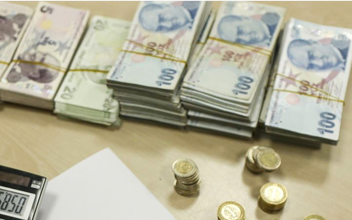 Emekliye kredinin detayları! Özgür Erdursun'un asgari ücret ve en en düşük emekli maaşı açıklaması bomba