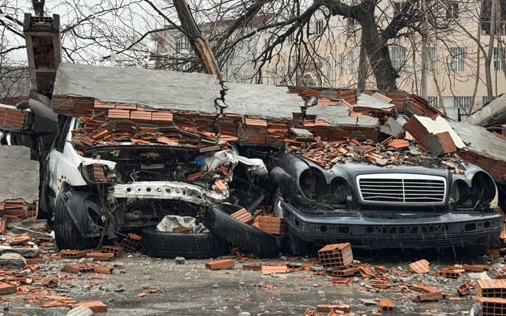 Bursa'da deprem oldu sandılar boydan boya devrildi ortalık savaş alanına döndü